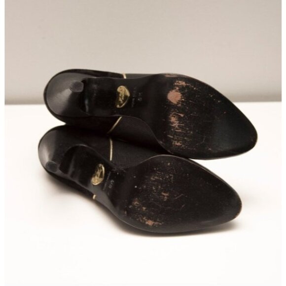 Betsey Johnson Leather Ankle Boots Booties Gold Trim SIZE 8 - Picture 7 of 8